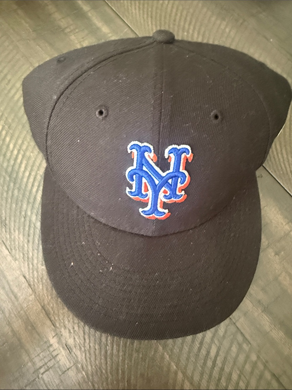 New era Black New York Mets Hat Fitted 7&3/8